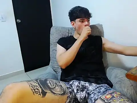 Snapshot of Joshh_miller chatting on 02-11-26, 06:13 Joshh miller online show from 02-11-26, 06:13