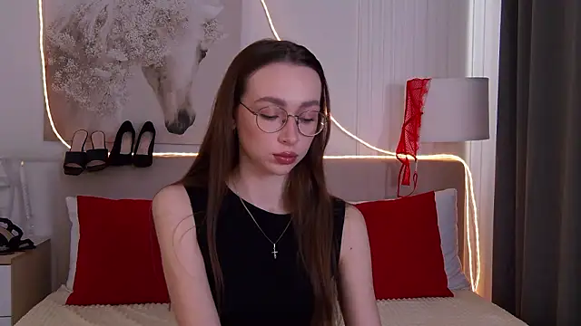 Emily Simon online show from 03-26-26, 04:55