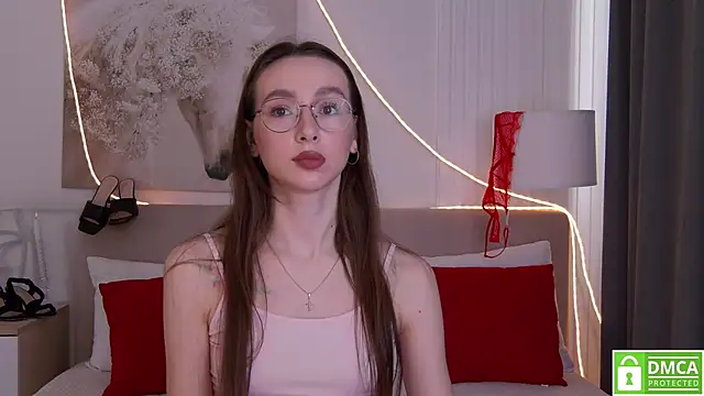 Emily Simon online show from 04-01-26, 04:47