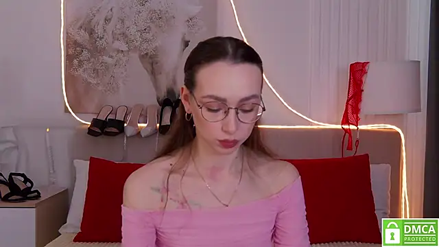 Emily Simon online show from 03-07-26, 04:41