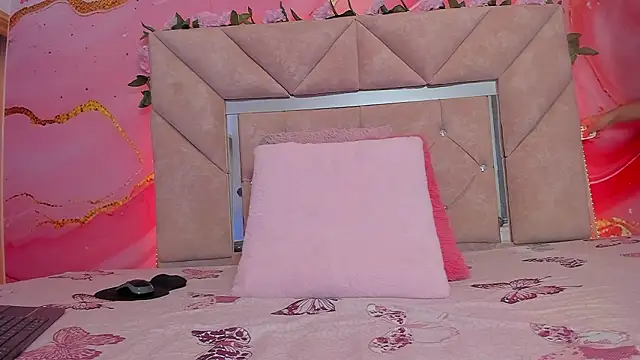 sweet  luna   online show from 02-07-26, 10:56