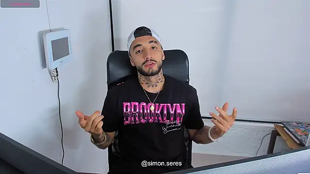 Snapshot of juanlouis_pierre chatting on 02-14-26, 10:43 juanlouis pierre online show from 02-14-26, 10:43