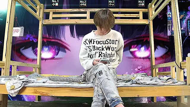 xiaohuangren01 online show from 03-15-26, 12:39