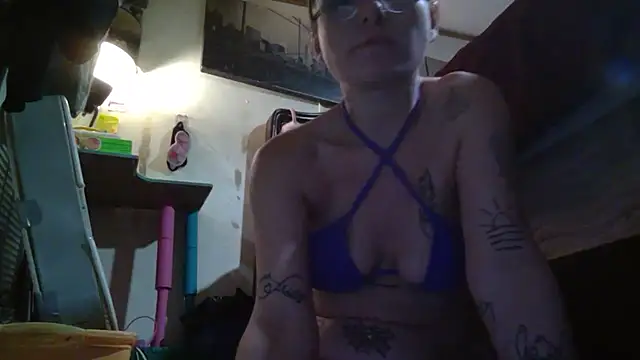 Snapshot of Tastybabe22 chatting on 07-29-26, 01:38 Tastybabe22 online show from 07-29-26, 01:38