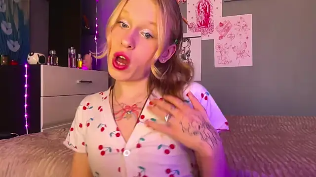 miss barbie111 online show from 04-12-26, 06:27