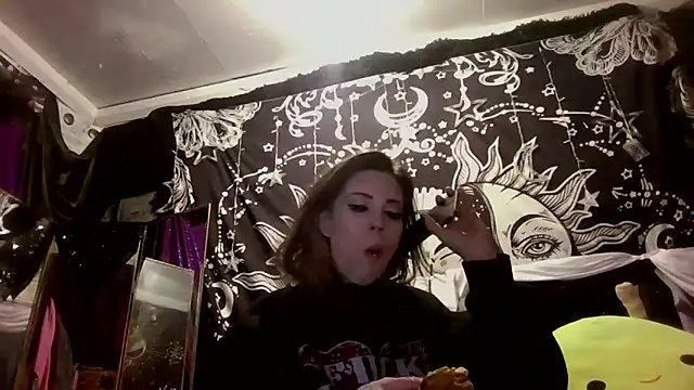 Snapshot of allymoon1369 chatting on 03-05-26, 12:24 allymoon1369 online show from 03-05-26, 12:24