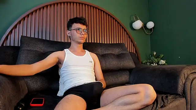 Alhan Twink online show from 03-13-26, 06:29