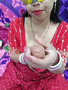 Snapshot of VikasViralStudios chatting on 05-18-26, 07:13 VikasViralStudios online show from 05-18-26, 07:13