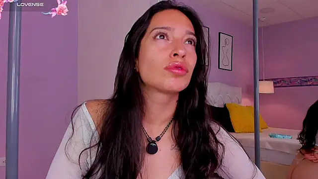 Noaah25  online show from 04-13-26, 04:38