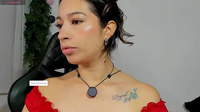 Noaah25  online show from 03-23-26, 04:12