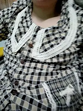 lylinhjim online show from 01-18-26, 06:06