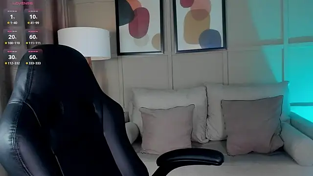 Snapshot of internett_sweetheart chatting on 07-23-26, 06:00 internett sweetheart online show from 07-23-26, 06:00