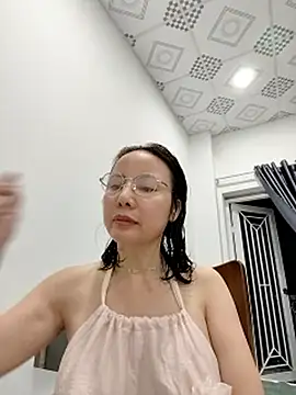 Famrita online show from 04-15-26, 12:21