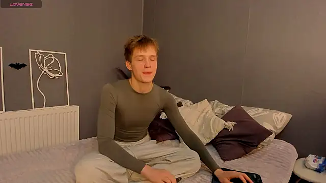 Kai Milller online show from 03-20-26, 07:48