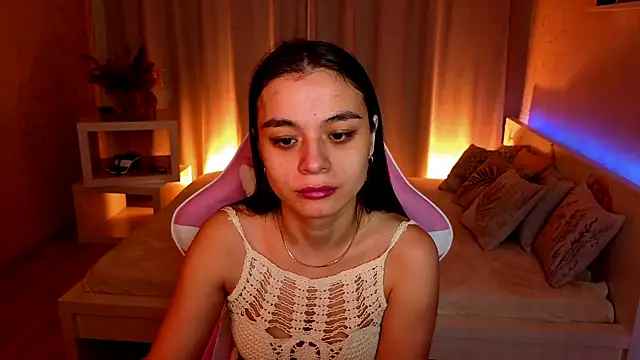 Kim Bless online show from 04-14-26, 01:43