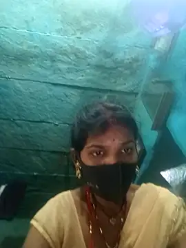 Snapshot of priyasharma899 chatting on 02-15-26, 07:31 priyasharma899 online show from 02-15-26, 07:31