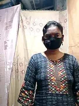 Hot Sweeti online show from 02-18-26, 09:22