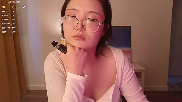 Snapshot of nullgirl chatting on 06-07-26, 02:50 nullgirl online show from 06-07-26, 02:50