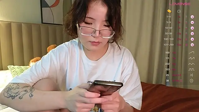 nullgirl online show from 02-24-26, 02:45