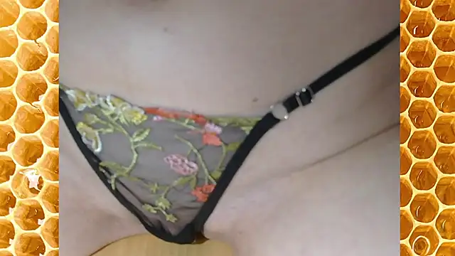 QueenoftheCats online show from 01-14-26, 09:13