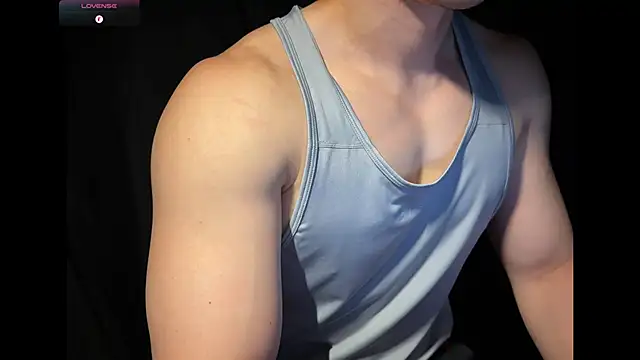 Snapshot of hao105 chatting on 07-22-26, 02:19 hao105 online show from 07-22-26, 02:19