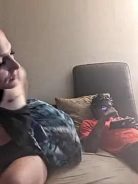 LadySn0w26 online show from 04-09-26, 01:51