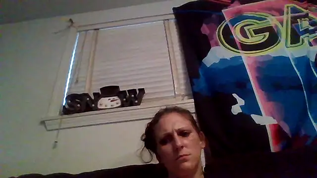 Snapshot of LadySn0w26 chatting on 06-19-26, 01:00 LadySn0w26 online show from 06-19-26, 01:00