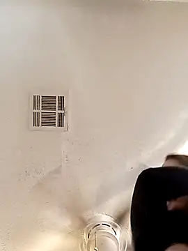 LadySn0w26 online show from 02-17-26, 05:43