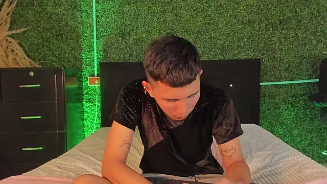 Star blaze online show from 03-13-26, 07:30