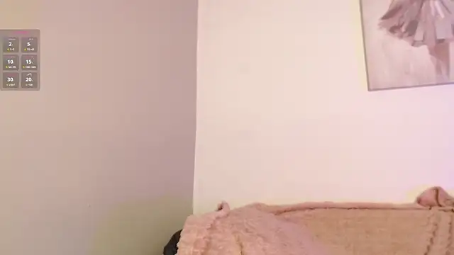 Snapshot of chloe_peach_ chatting on 03-16-26, 12:31 chloe peach online show from 03-16-26, 12:31