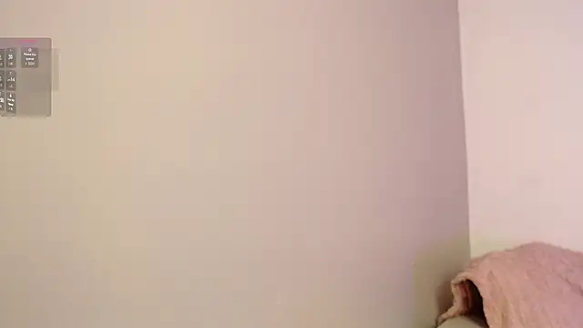 Snapshot of chloe_peach_ chatting on 03-27-26, 12:28 chloe peach online show from 03-27-26, 12:28