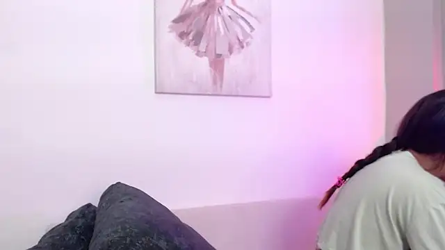 chloe peach  online show from 01-17-26, 12:31