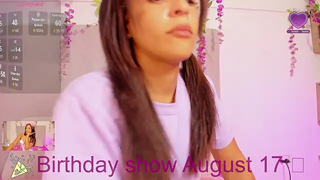chloe peach  online show from 07-22-26, 12:29