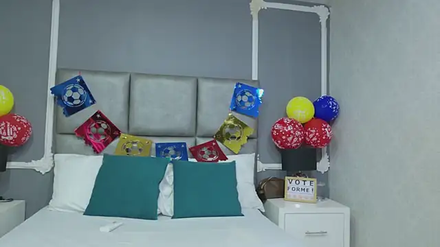 HaileyTims online show from 07-07-26, 11:25