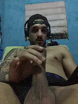 Snapshot of Wicy23 chatting on 06-14-26, 02:24 Wicy23 online show from 06-14-26, 02:24