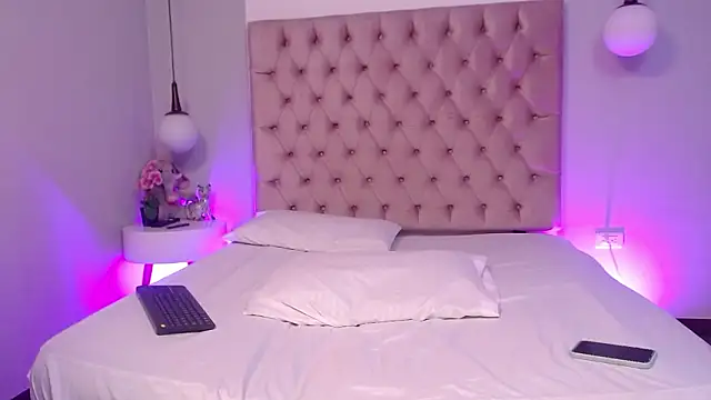 Snapshot of Kiri_Black_ chatting on 02-07-26, 04:09 Kiri Black online show from 02-07-26, 04:09