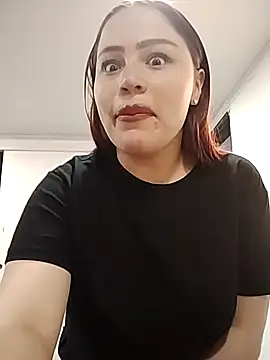 Crystaa12 online show from 02-11-26, 12:27