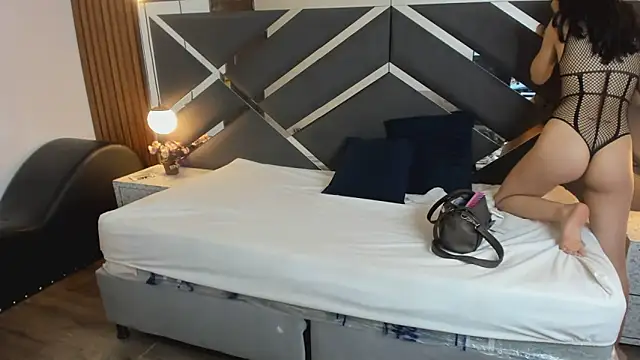 Ambarross  online show from 03-05-26, 01:08