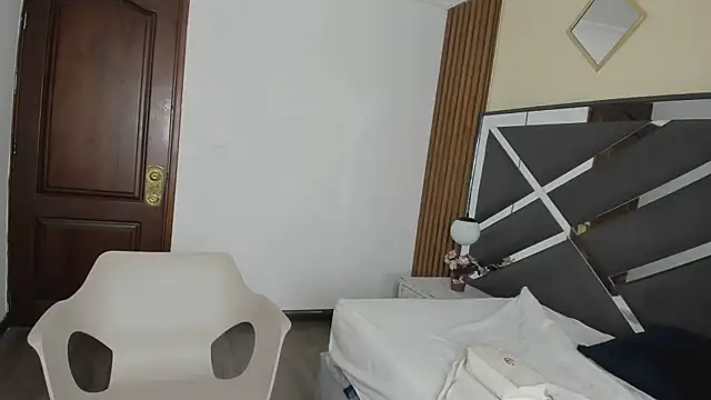 Ambarross  online show from 02-10-26, 01:10