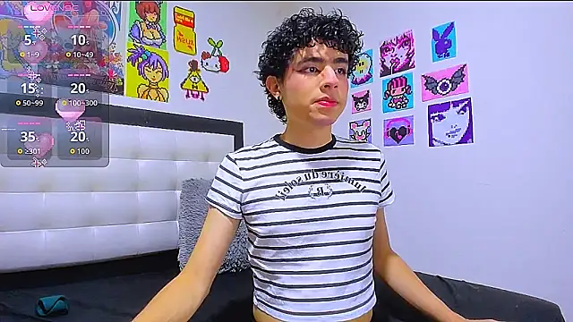 Snapshot of LuanRush_ chatting on 02-23-26, 11:49 LuanRush online show from 02-23-26, 11:49