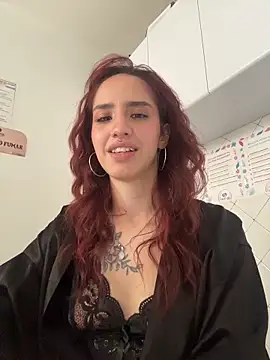 elodie rouge online show from 04-18-26, 07:07