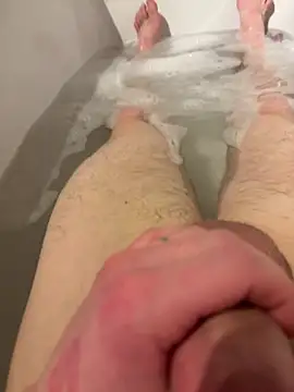 Snapshot of lewa34 chatting on 01-15-26, 03:59 lewa34 online show from 01-15-26, 03:59