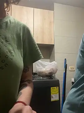 RavenEllieUniverse online show from 02-17-26, 01:47