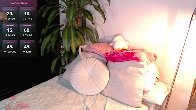 Mia Volkova  online show from 04-10-26, 01:07