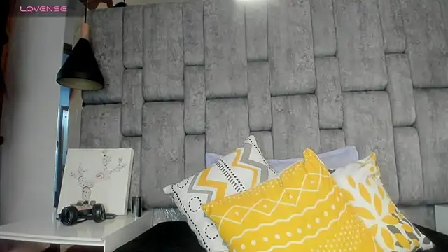 JenniQ69 online show from 07-04-26, 07:51
