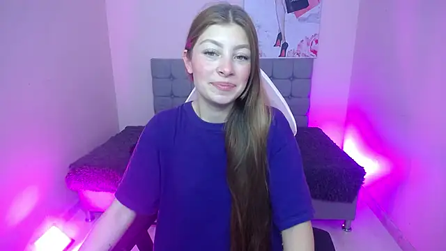 Snapshot of Ashley_benson_x chatting on 02-16-26, 07:01 Ashley benson x online show from 02-16-26, 07:01