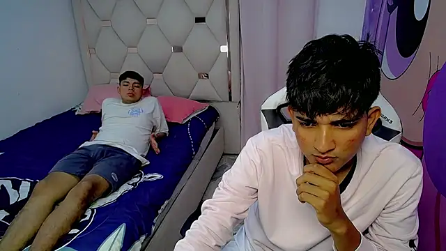 Maxwell boys online show from 02-11-26, 03:39