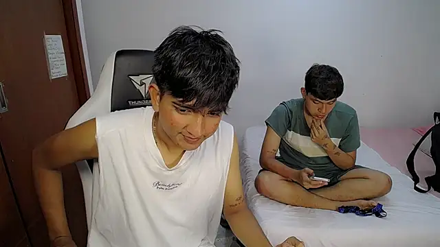 Maxwell boys online show from 02-26-26, 03:17