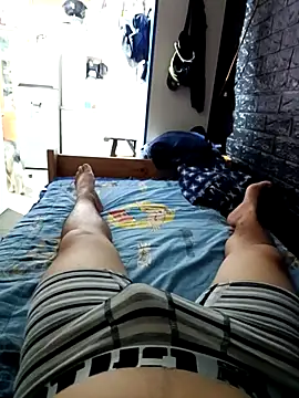 Snapshot of alewiin chatting on 01-15-26, 05:00 alewiin online show from 01-15-26, 05:00