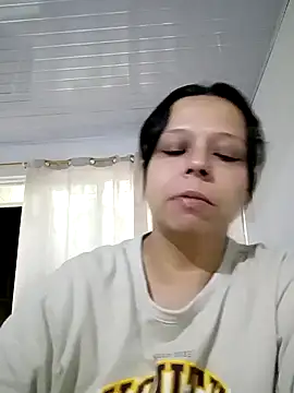 Snapshot of RossyAlvarez chatting on 07-23-26, 01:58 RossyAlvarez online show from 07-23-26, 01:58